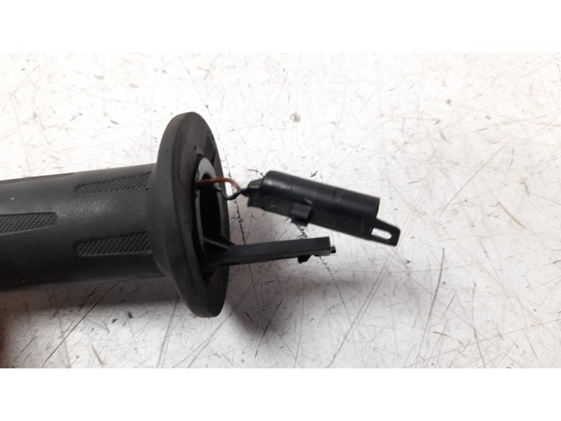 Recambio de puño acelerador para bmw f 800 r 800 r referencia OEM IAM 61317708227  