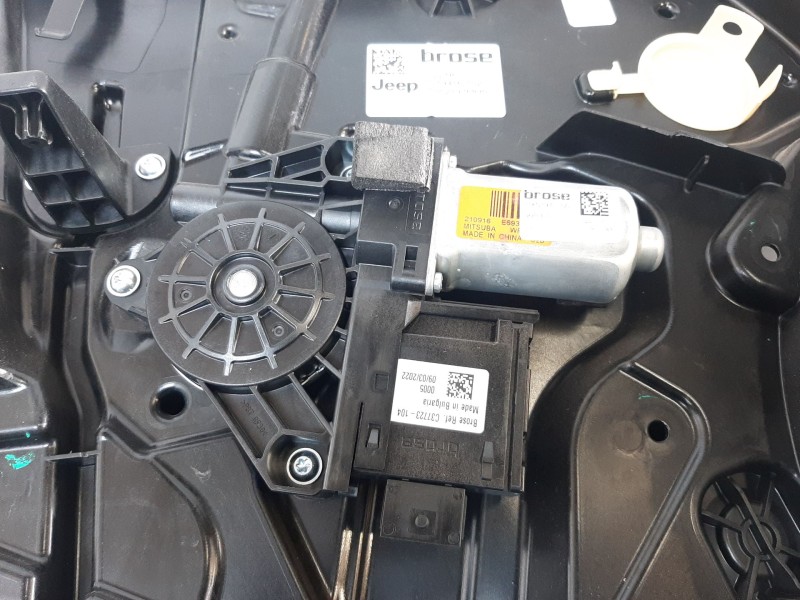 Recambio de elevalunas delantero izquierdo para jeep compass (m7) longitude fwd referencia OEM IAM 52197683 52197683 