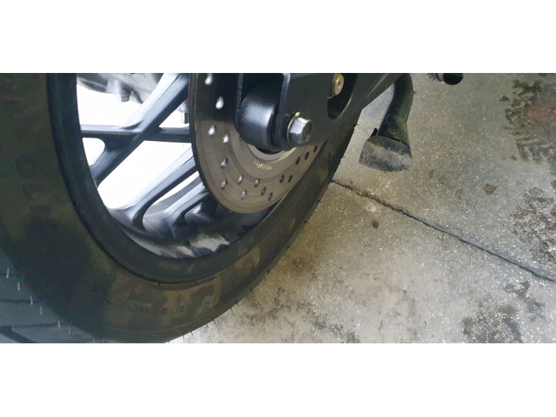 Recambio de disco de freno trasero para honda adv 350 referencia OEM IAM 43251K1BT01  