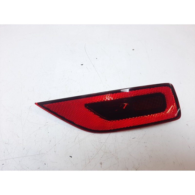 Recambio de piloto trasero derecho paragolpes para volkswagen t-cross 1.0 tsi referencia OEM IAM 2GM945702 2GM945702 