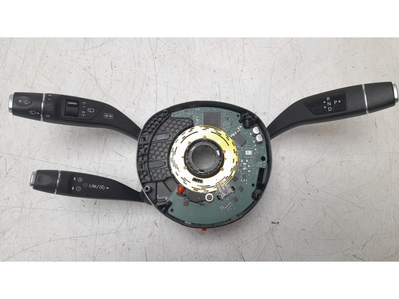 Recambio de mando intermitentes para mercedes-benz clase gla (w156) gla 200 cdi (156.908) referencia OEM IAM 2469003920  