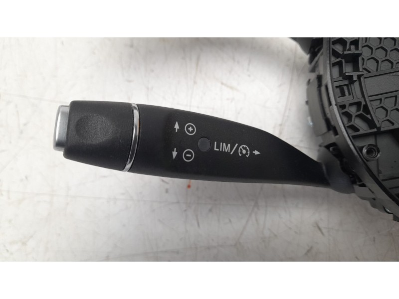 Recambio de mando intermitentes para mercedes-benz clase gla (w156) gla 200 cdi (156.908) referencia OEM IAM 2469003920  