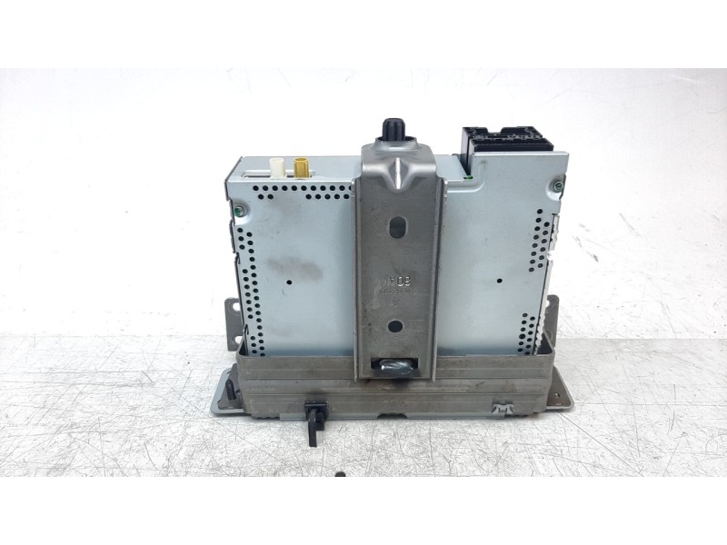 Recambio de sistema audio / radio cd para renault captur zen referencia OEM IAM 281151559R  