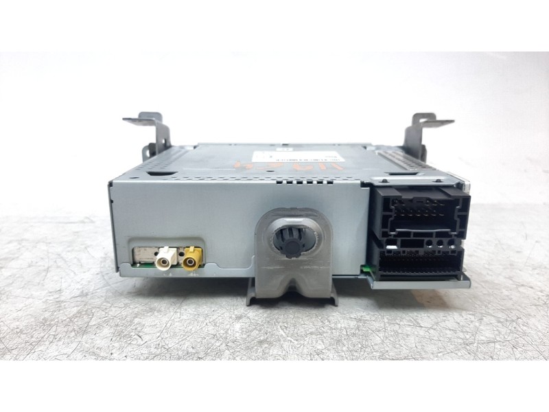 Recambio de sistema audio / radio cd para renault captur zen referencia OEM IAM 281151559R  