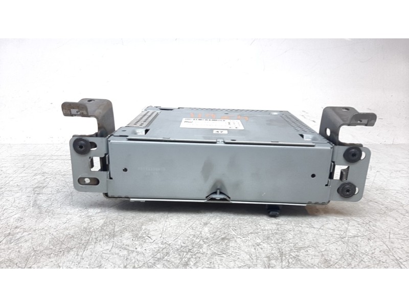 Recambio de sistema audio / radio cd para renault captur zen referencia OEM IAM 281151559R  