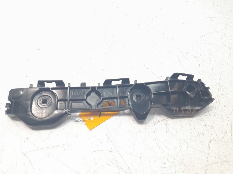 Recambio de soporte paragolpes trasero para toyota corolla (e21) referencia OEM IAM 5257502191  