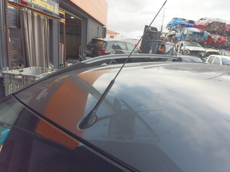 Recambio de antena para ford tourneo courier (c4a) trend referencia OEM IAM   