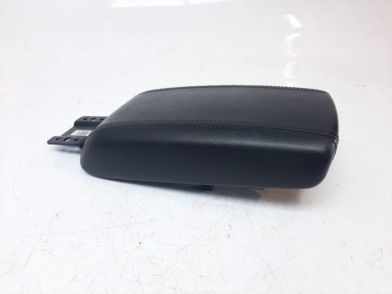 Recambio de apoyabrazos central para jeep compass (m7) longitude fwd referencia OEM IAM 5ZK07DX9AB  