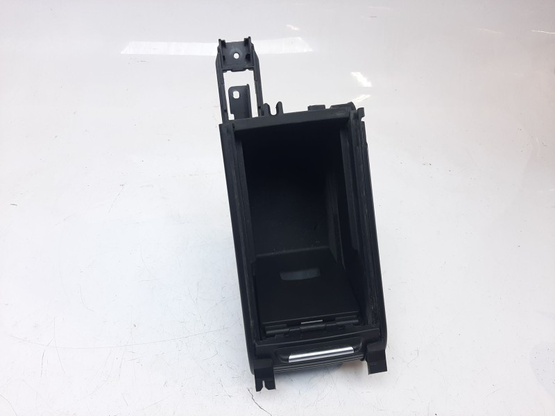 Recambio de guantera para alfa romeo stelvio (630) 2.2 jtdm cat referencia OEM IAM 13268467  