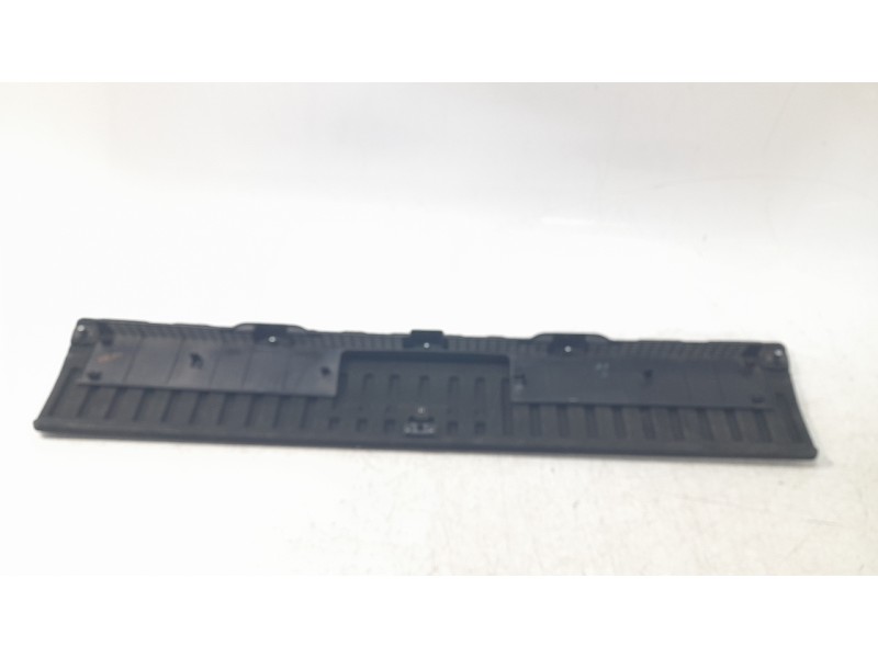 Recambio de bandeja trasera para toyota rav4 referencia OEM IAM 5841542050  