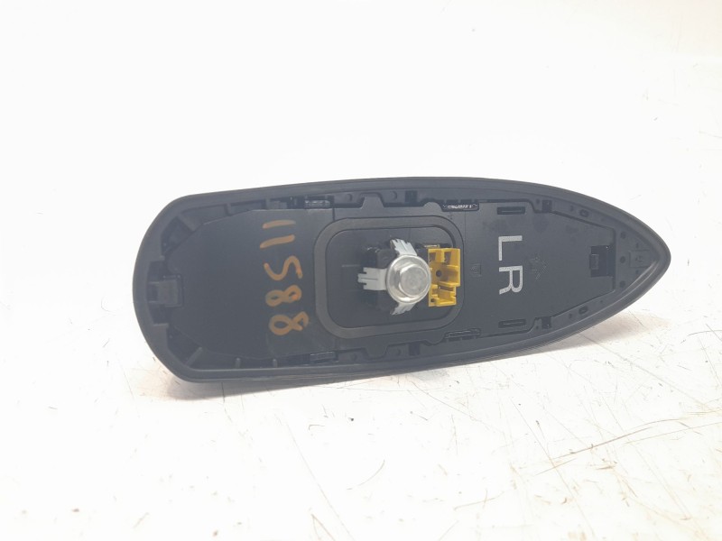 Recambio de antena para toyota corolla (e21) referencia OEM IAM 8676002090  