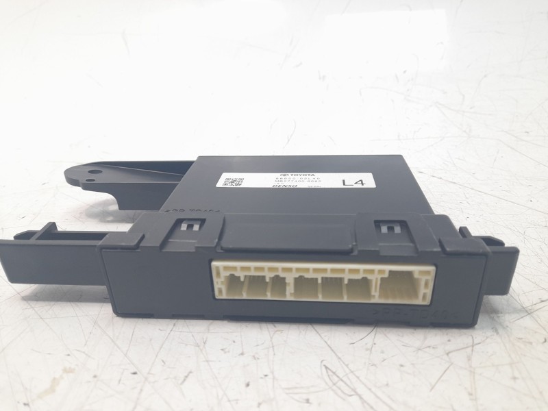 Recambio de modulo electronico para toyota corolla (e21) referencia OEM IAM 8865002L40 MB2774008682 