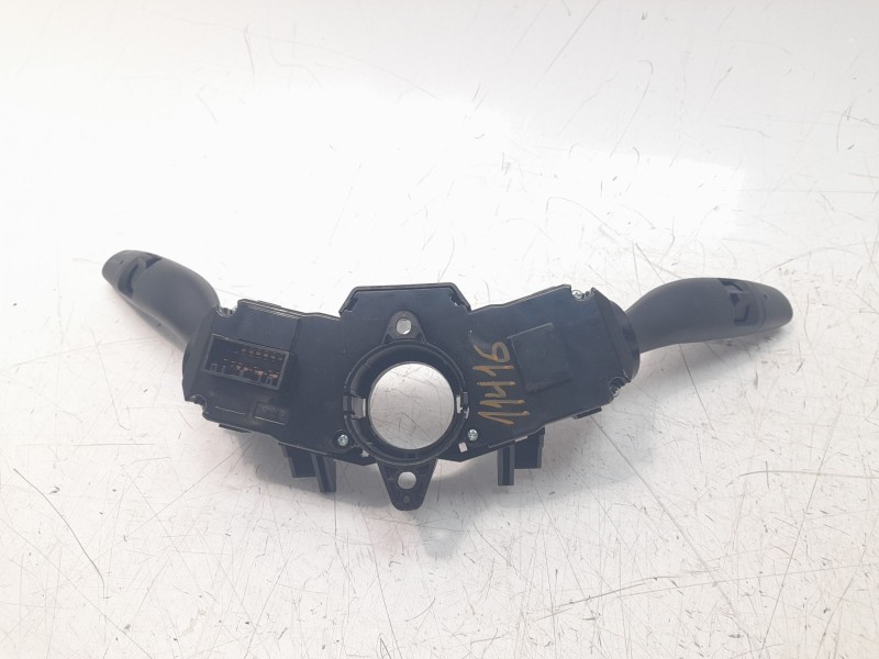 Recambio de mando multifuncion para kia stonic (ybcuv) 1.2 cat referencia OEM IAM 93403D4952  