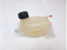 Recambio de deposito expansion para renault captur zen referencia OEM IAM 217107259R 217107259R  2