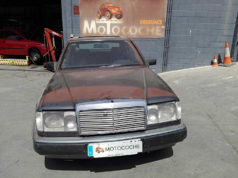 mercedes-benz clase e (w124) berlina del año 1994