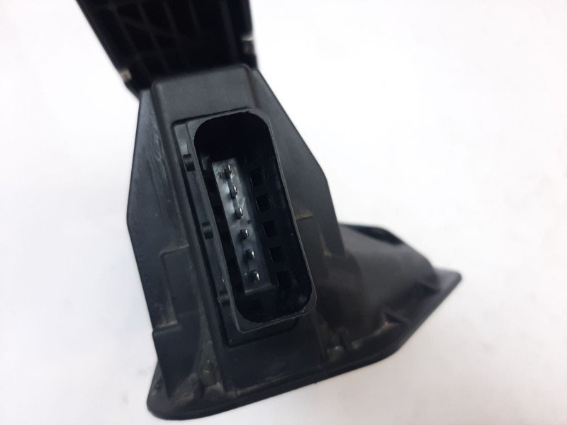 Recambio de potenciometro pedal para alfa romeo stelvio (630) 2.2 jtdm cat referencia OEM IAM 50551337  