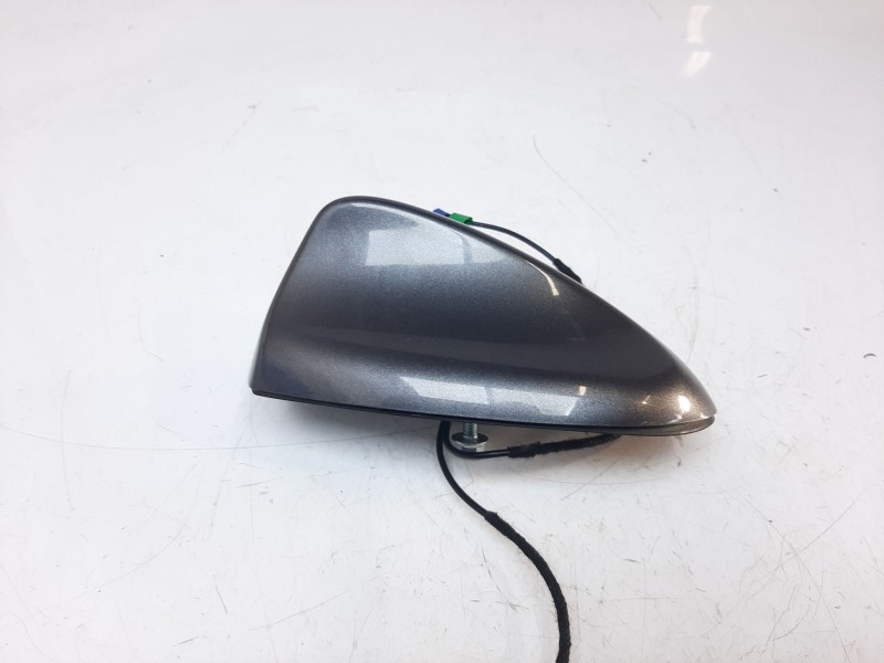 Recambio de antena para alfa romeo stelvio (630) 2.2 jtdm cat referencia OEM IAM 156171525  