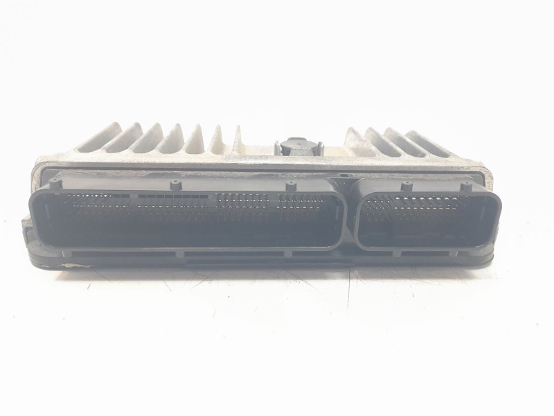 Recambio de centralita motor uce para toyota corolla (e21) referencia OEM IAM 896610ZS10 MB2768007481 