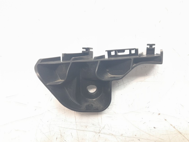 Recambio de soporte paragolpes trasero para toyota corolla (e21) referencia OEM IAM 5256202350  