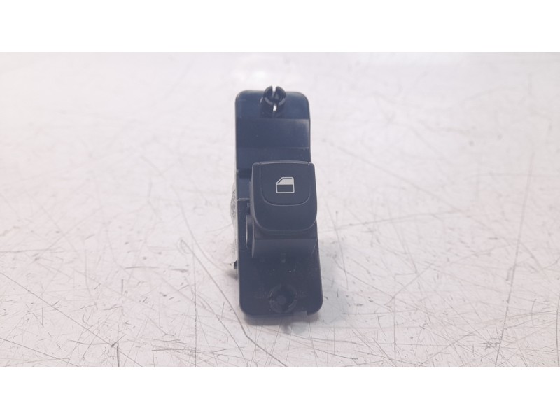 Recambio de mando elevalunas trasero derecho para kia stonic (ybcuv) 1.2 cat referencia OEM IAM 93580H8000WK  