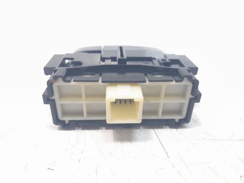 Recambio de interruptor para toyota corolla (e21) referencia OEM IAM 75L678  