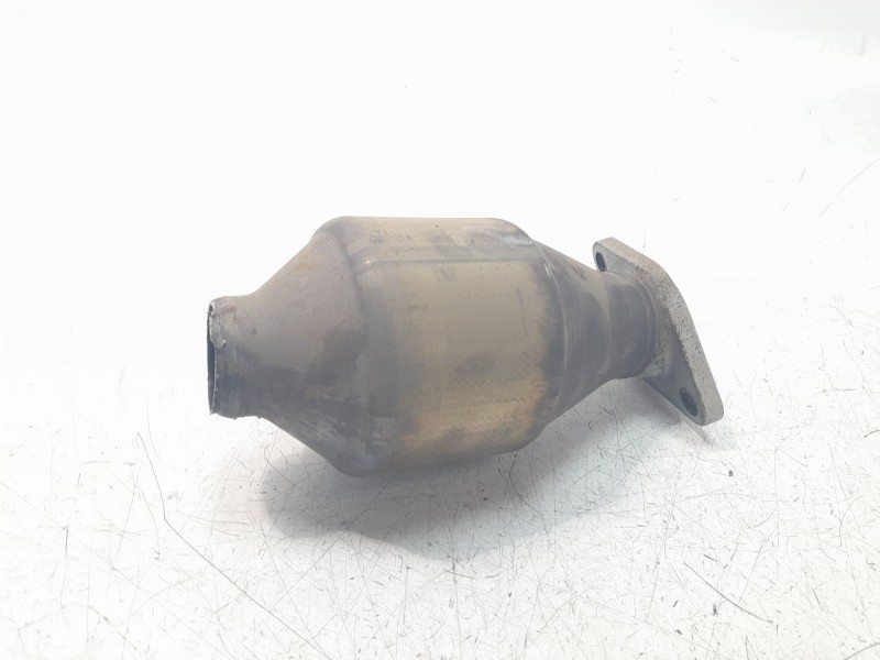 Recambio de catalizador para kia stonic (ybcuv) 1.2 cat referencia OEM IAM U08010  