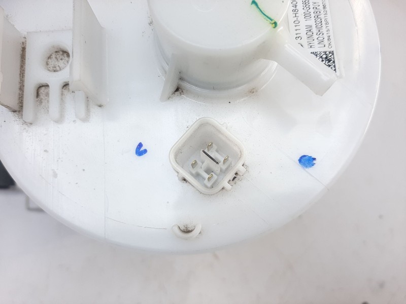 Recambio de bomba combustible para kia stonic (ybcuv) drive referencia OEM IAM 31110H8400 31110H8400 