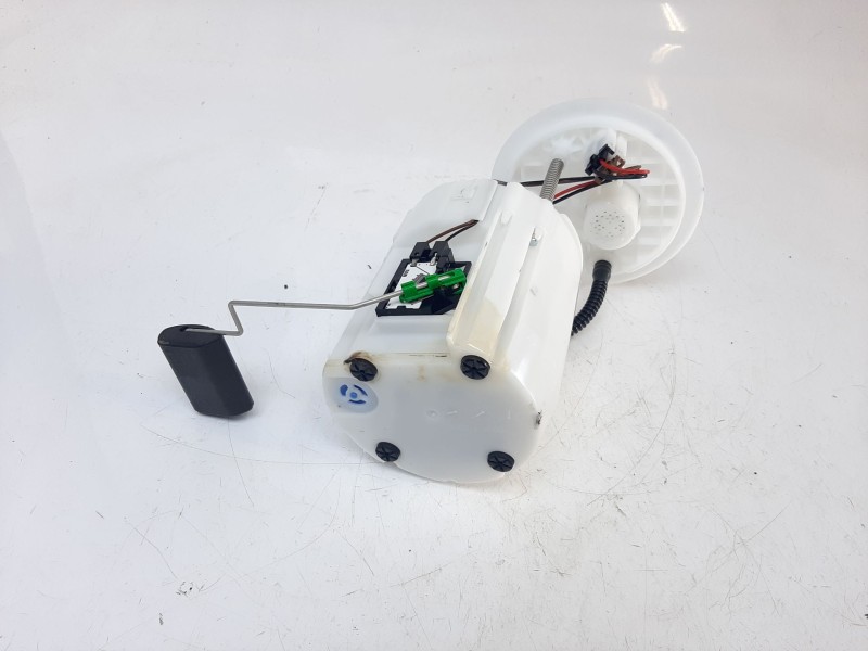 Recambio de bomba combustible para kia stonic (ybcuv) drive referencia OEM IAM 31110H8400 31110H8400 