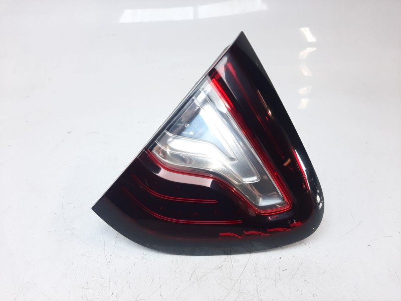 Recambio de piloto trasero izquierdo interior para renault captur zen referencia OEM IAM 265555726R 104LLM692 