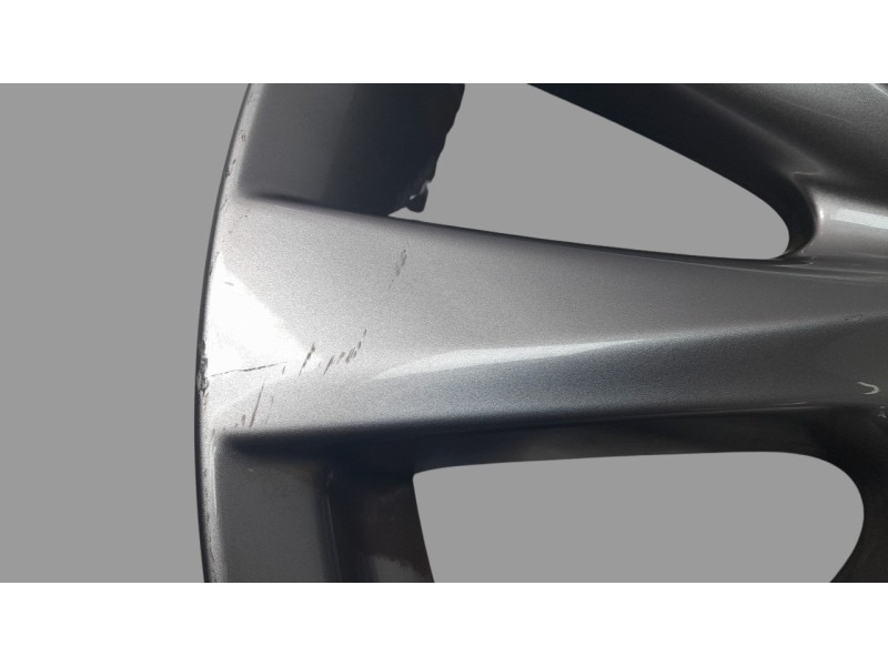 Recambio de llanta para mazda 3 sedán (bp) evolution referencia OEM IAM 9965657080  