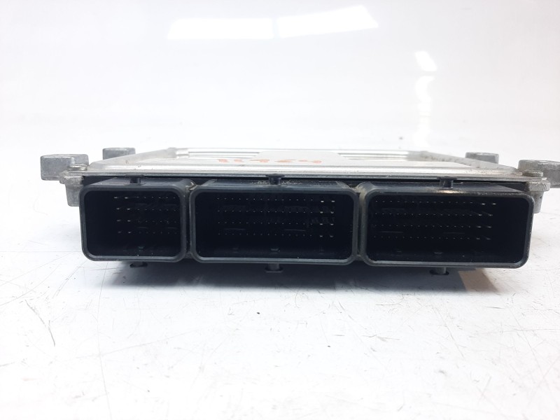 Recambio de centralita motor uce para renault captur zen referencia OEM IAM 237109221R 237109221R 