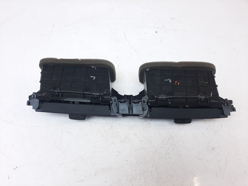 Recambio de aireador central para hyundai bayon bayon referencia OEM IAM 97410T7000  