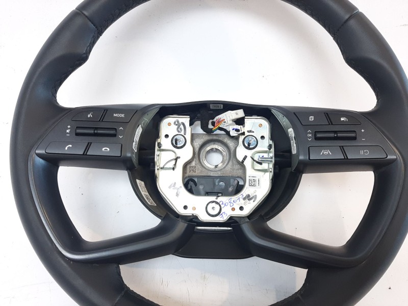 Recambio de volante para hyundai bayon bayon referencia OEM IAM 56100Q0DB0NNB 56100Q0DB0NNB 