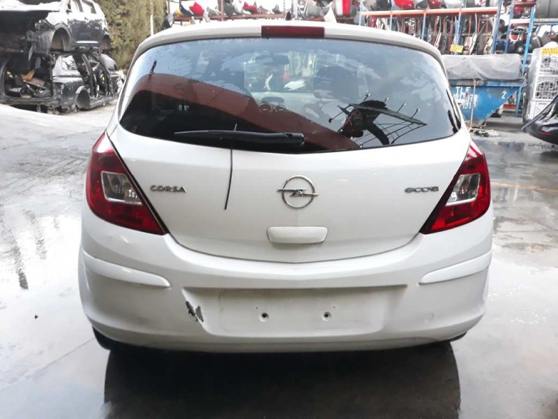 opel corsa d del año 2010