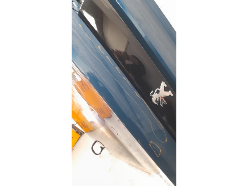 Recambio de tapa maletero para peugeot 508 hybrid 180 allure referencia OEM IAM 1637280480  