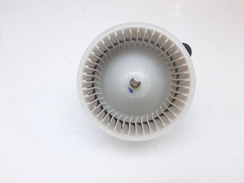 Recambio de ventilador calefaccion para hyundai bayon bayon referencia OEM IAM EB1D1KUGAA02 EB1D1KUGAA02 