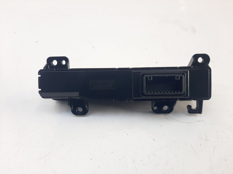 Recambio de mando multifuncion para hyundai bayon bayon referencia OEM IAM 93300Q0160 93300Q0160 