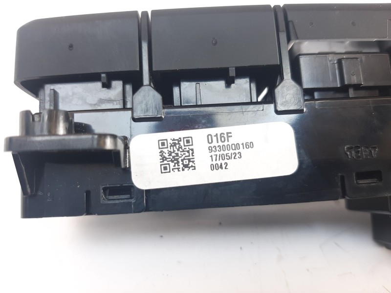 Recambio de mando multifuncion para hyundai bayon bayon referencia OEM IAM 93300Q0160 93300Q0160 