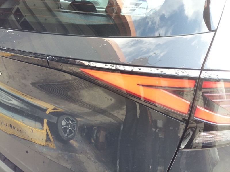 Recambio de piloto trasero derecho interior para kia sportage v (nq5) 1.6 t-gdi referencia OEM IAM   