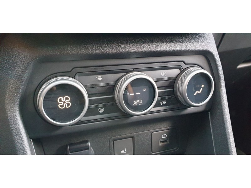 Recambio de mando climatizador para dacia sandero iii stepway extreme referencia OEM IAM 275006270R  