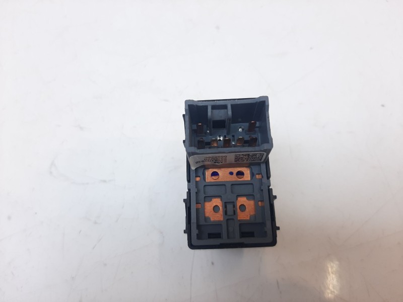 Recambio de mando elevalunas delantero derecho para hyundai bayon bayon referencia OEM IAM 93581Q0000 93581Q0000 