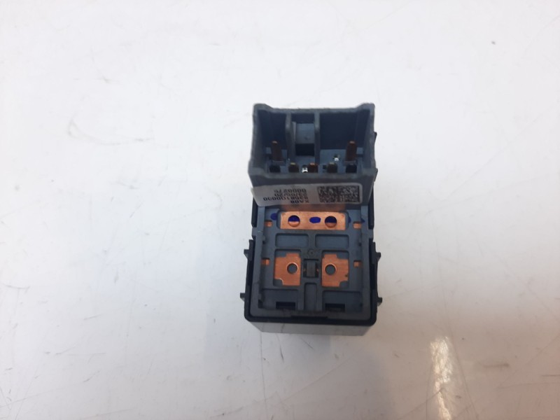 Recambio de mando elevalunas trasero izquierdo para hyundai bayon bayon referencia OEM IAM 93581Q0000 93581Q0000 