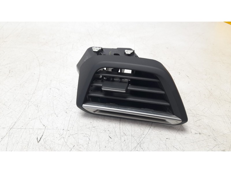 Recambio de aireador derecho para peugeot 208 (p2) active referencia OEM IAM 98283683DX  