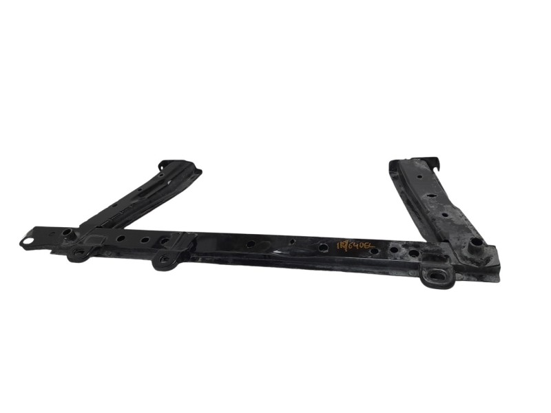Recambio de travesaño inferior para renault captur zen referencia OEM IAM 544H60557  