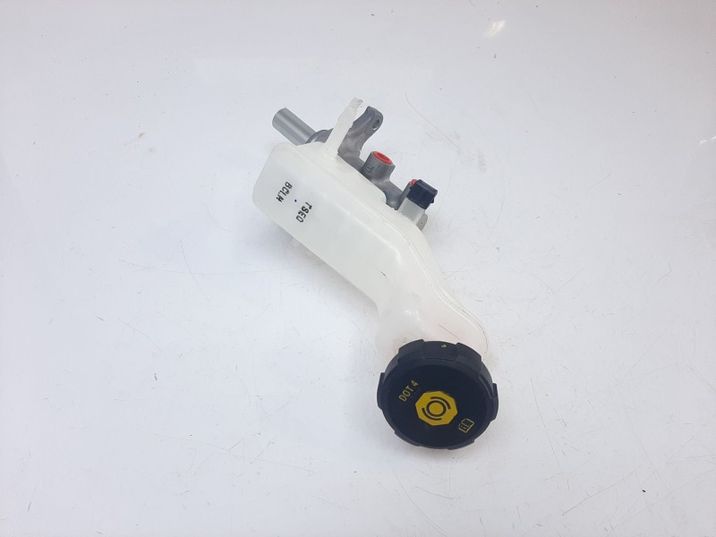 Recambio de bomba freno para hyundai bayon bayon referencia OEM IAM 58510Q0200 58510Q0200 