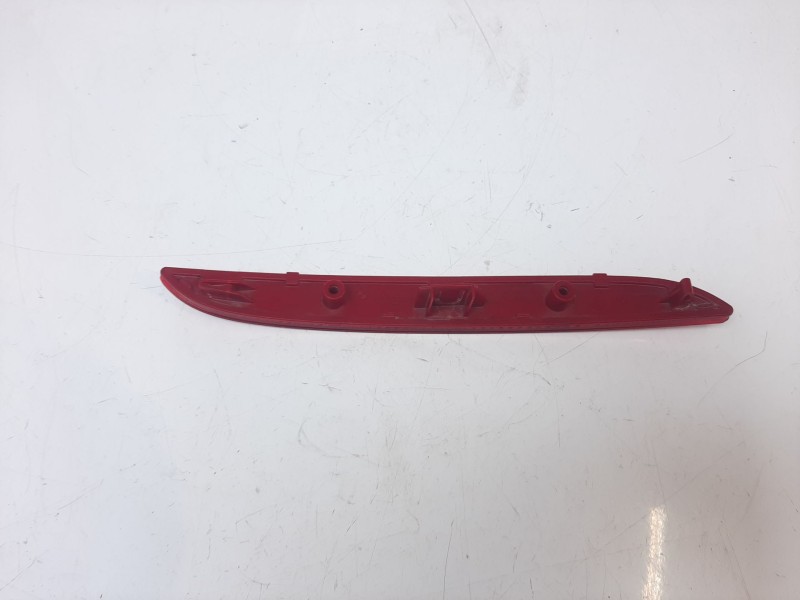 Recambio de piloto trasero izquierdo paragolpes para bmw serie 1 lim. 5-trg. (f20) 116d referencia OEM IAM 63147363787 631473637