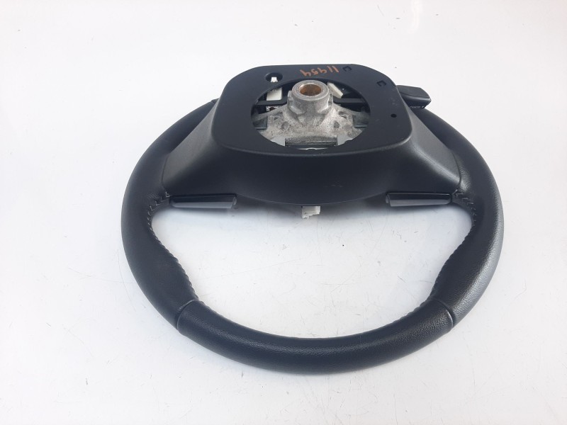 Recambio de volante para toyota yaris hybrid feel referencia OEM IAM 451000D49024 451000D49024 