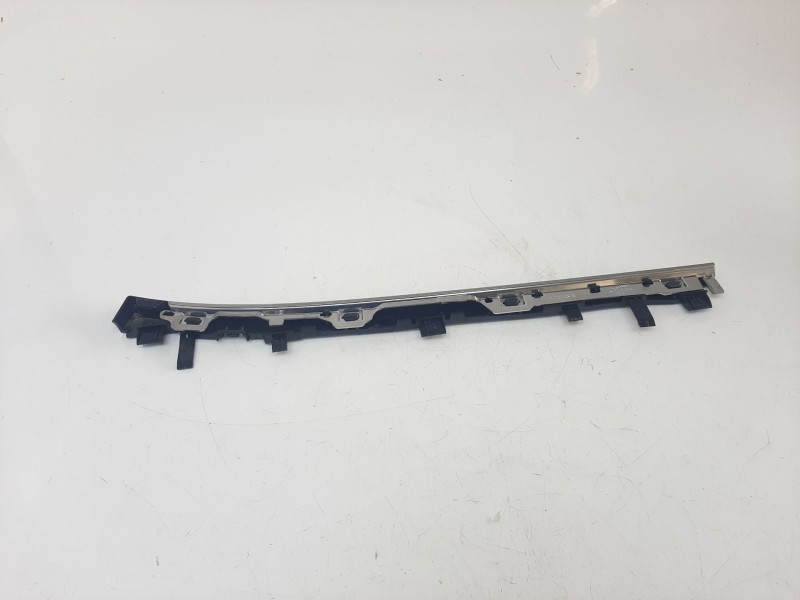 Recambio de moldura para peugeot 2008 (p1) active referencia OEM IAM 9823462080 9823462080 