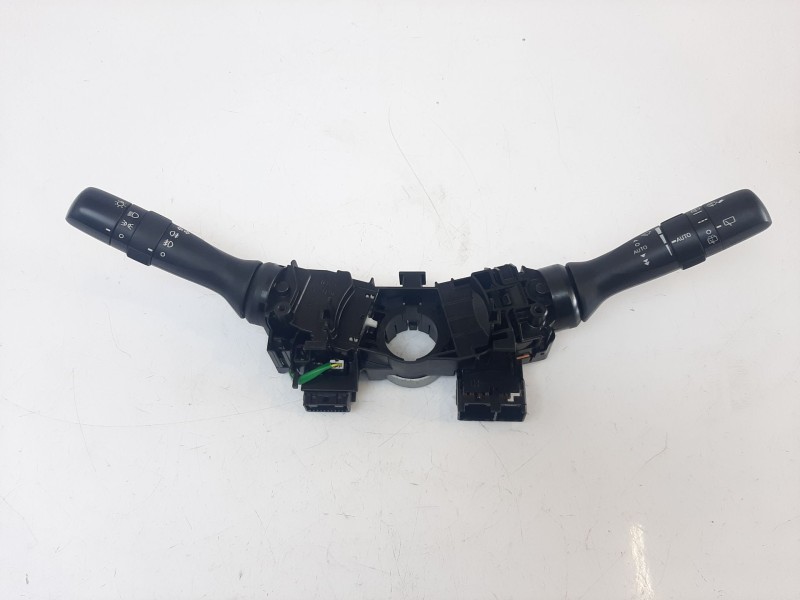 Recambio de mando intermitentes para toyota yaris hybrid feel referencia OEM IAM 841400D300 841400D300 