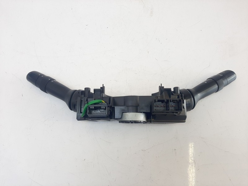 Recambio de mando intermitentes para toyota yaris hybrid feel referencia OEM IAM 841400D300 841400D300 
